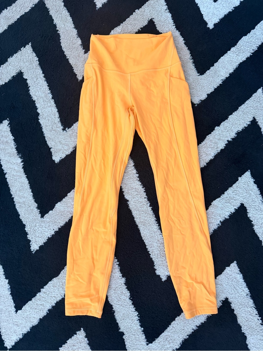 Lululemon Align High-Rise Pant with Pockets 25" in Mango Dream size 4